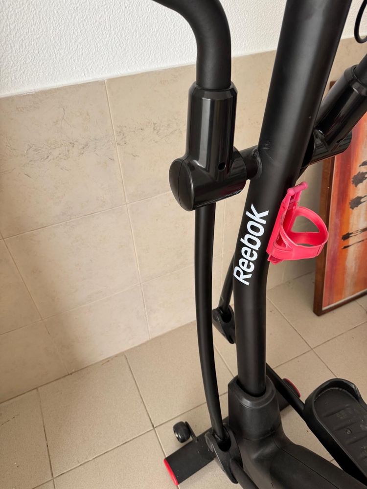 Bicleta Estática Rebook