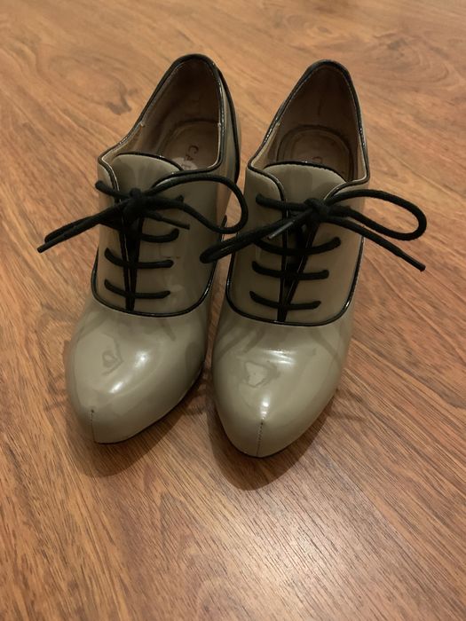 CafèNoir, botins em verniz, tamanho 35