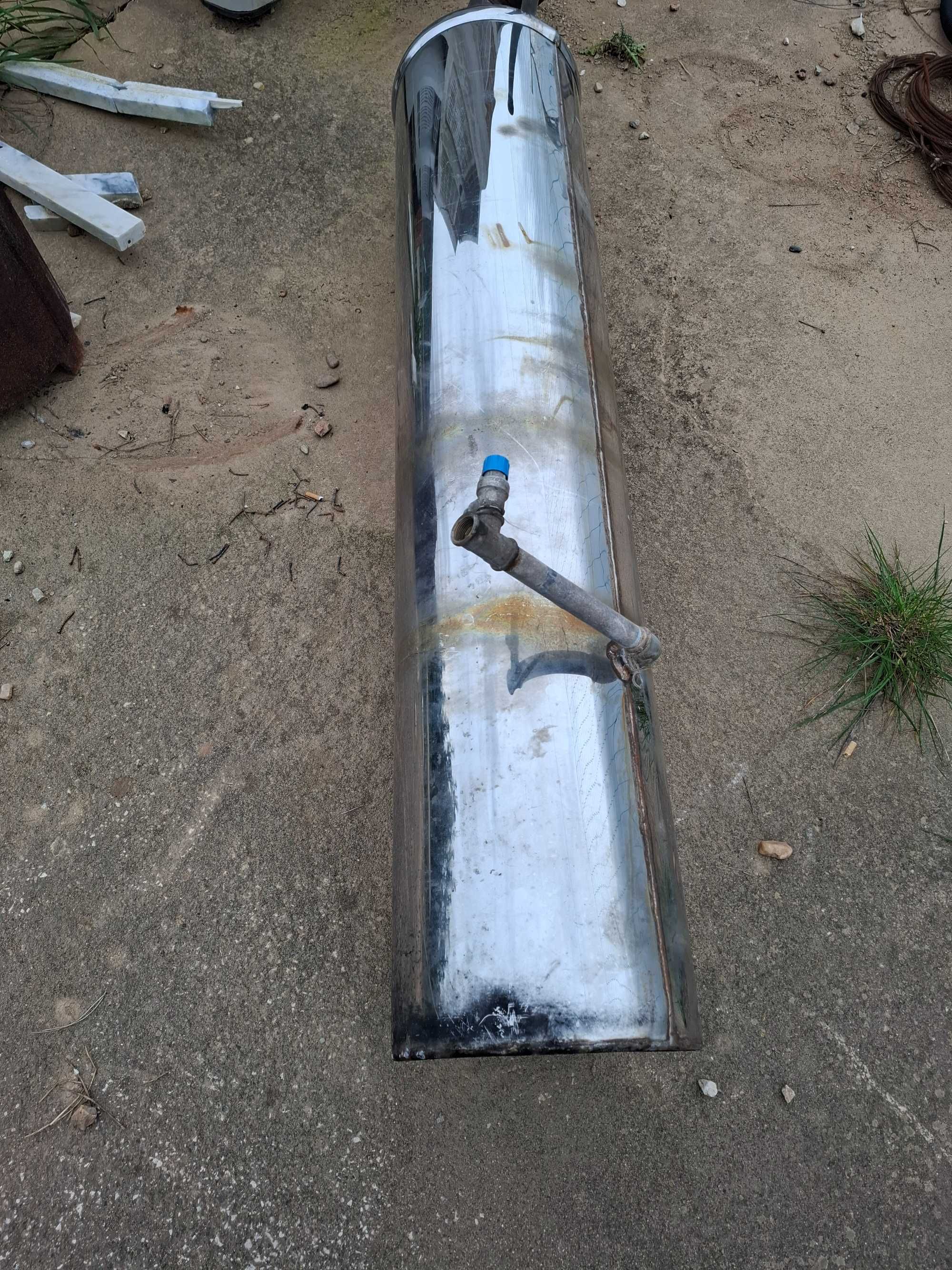 Vendo 2 caldeiras a lenhas usadas mas em bom estado.