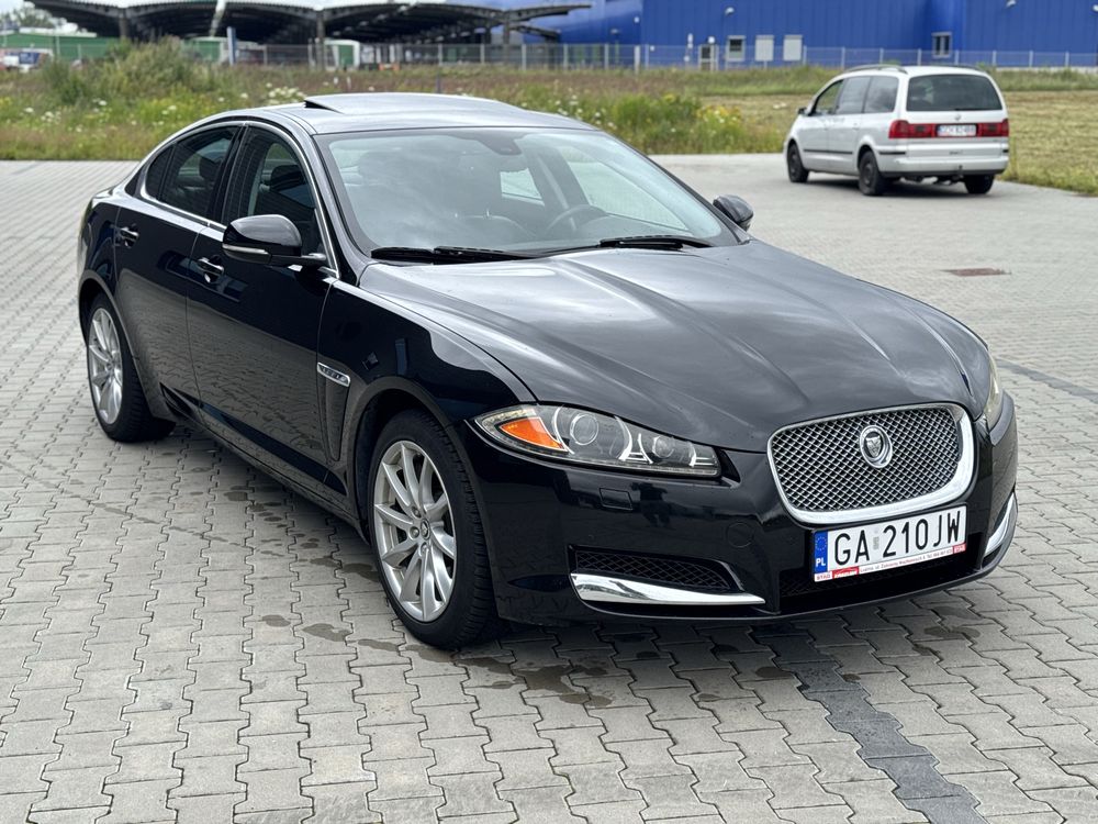 Jaguar XF 2013r 2.0 benzyna 240KM 155.000km STAN BDB
