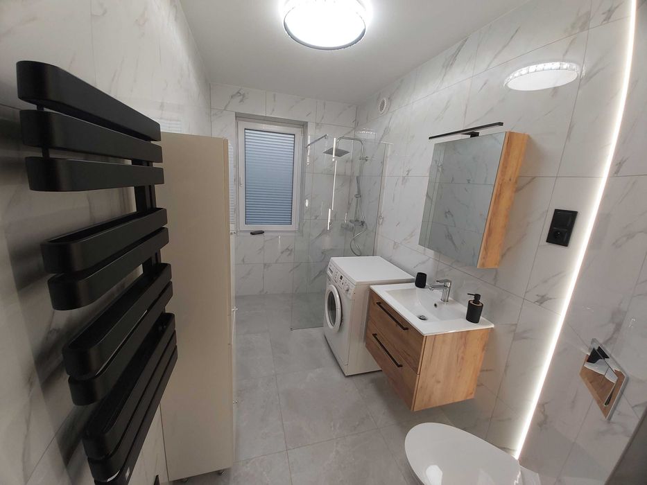 Remonty wykończenia wnętrz łazienki zabudowy k/g poddasza gładzie itp