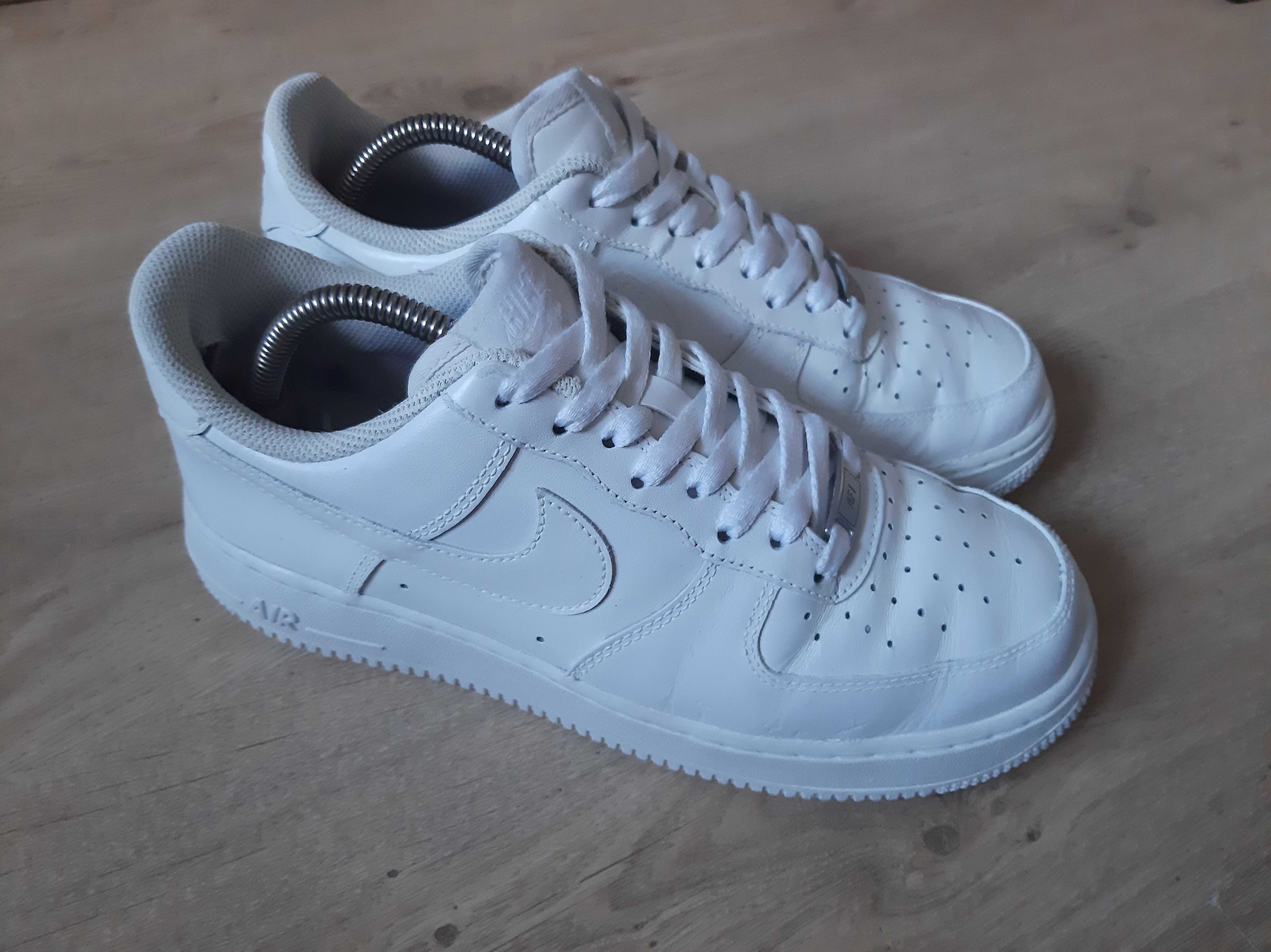 Белоснежные кроссовки Nike air force pixel оригинал