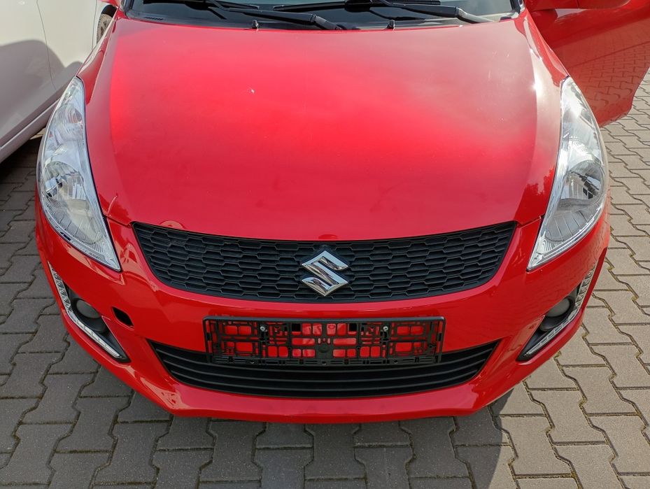 Suzuki Swift MK7 zderzak przedni ledy kompletny zcf