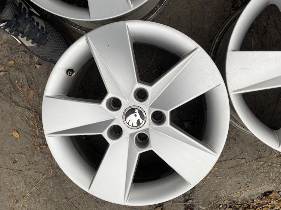 Диски skoda vag r16 5x112 et46 octavia a5 a7 ,golf