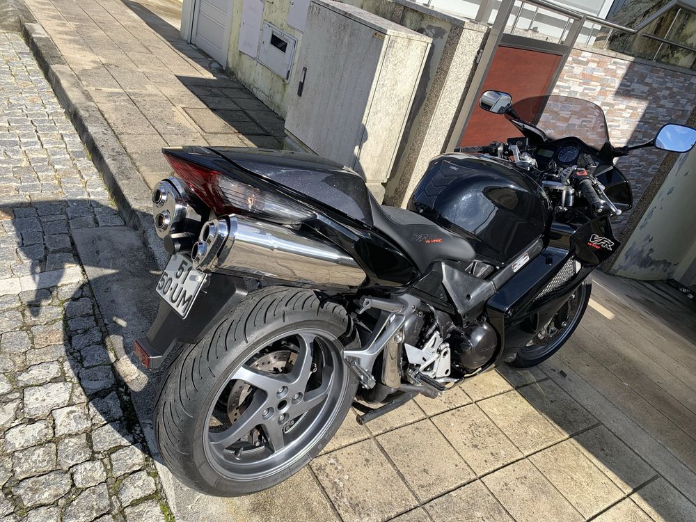 Honda vfr 800 VTEC impecavel