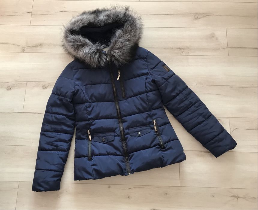 Тепла осінньо- зимова жіноча куртка 42-44 роз