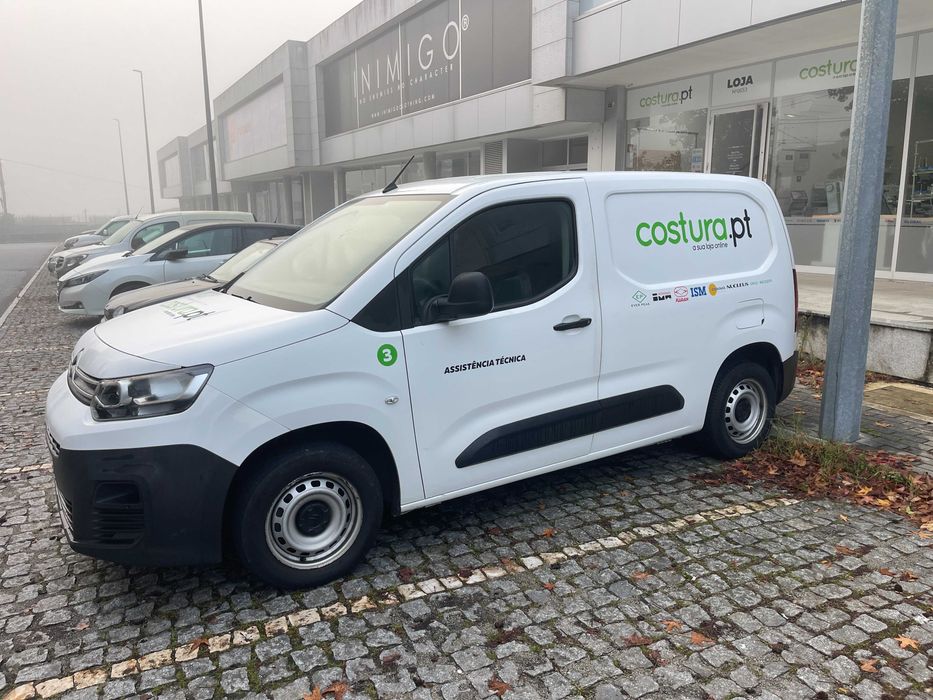 Citroen Berlingo 2020/09 com todas as revisoes feitas na citroen