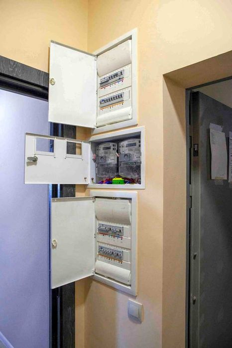 Продам  2к квартиру ЖК , вул.Робоча, 78м2