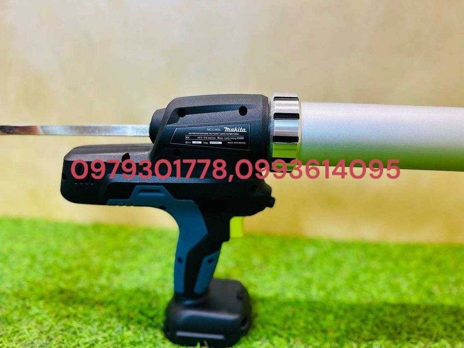 Акумуляторний пістолет-шприц для герметиків Makita MCG36BL Шприц ТУШКА