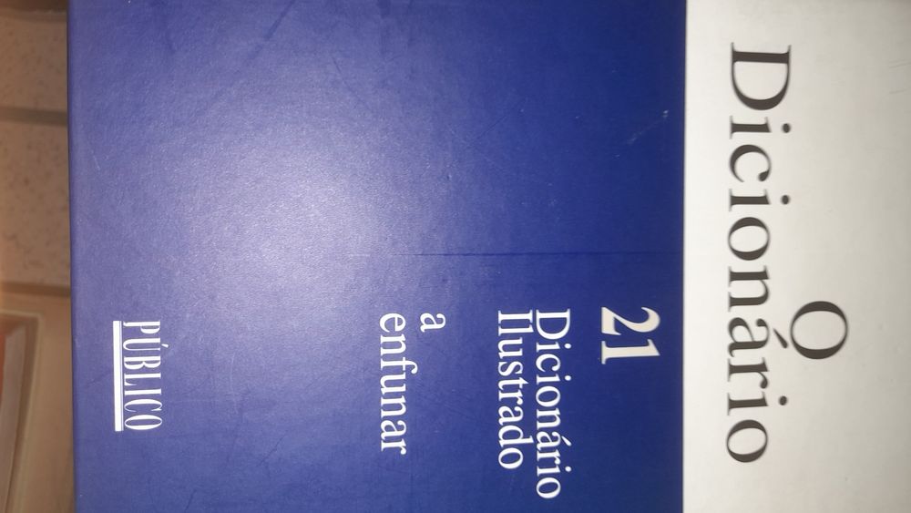 4 volumes dicionarios / gramática