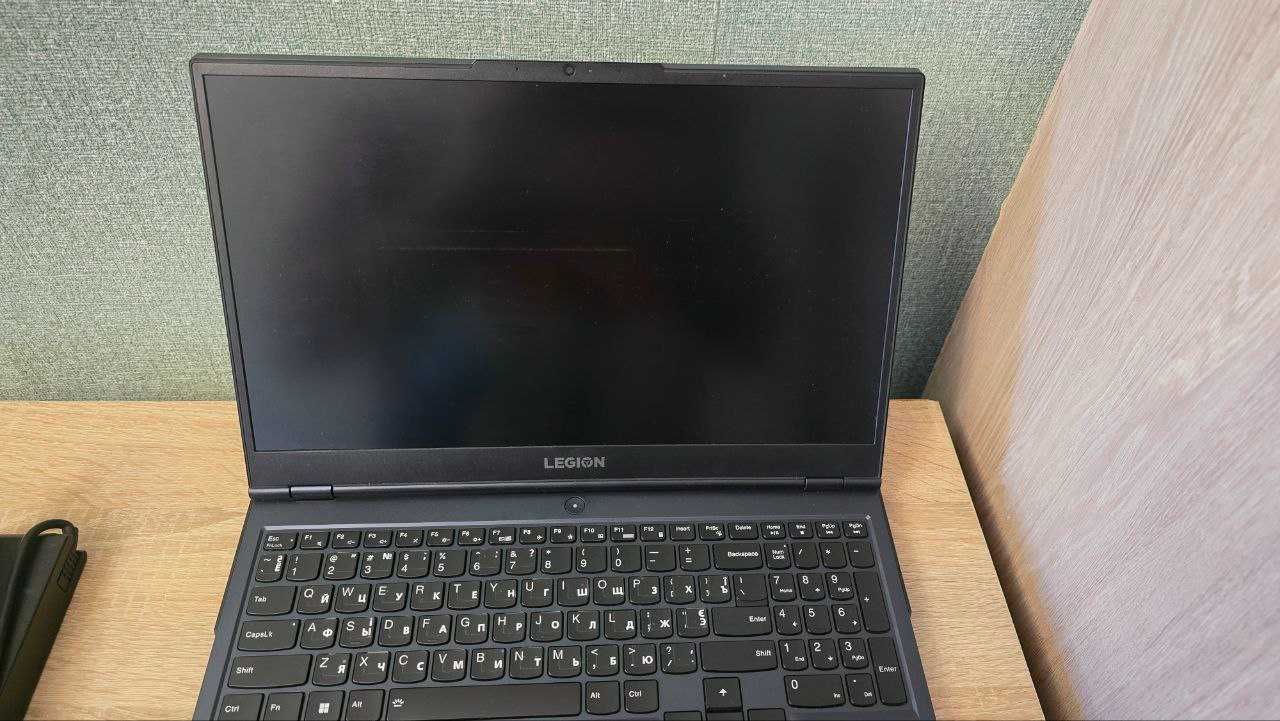 Продам ноутбук Lenovo legion 5
