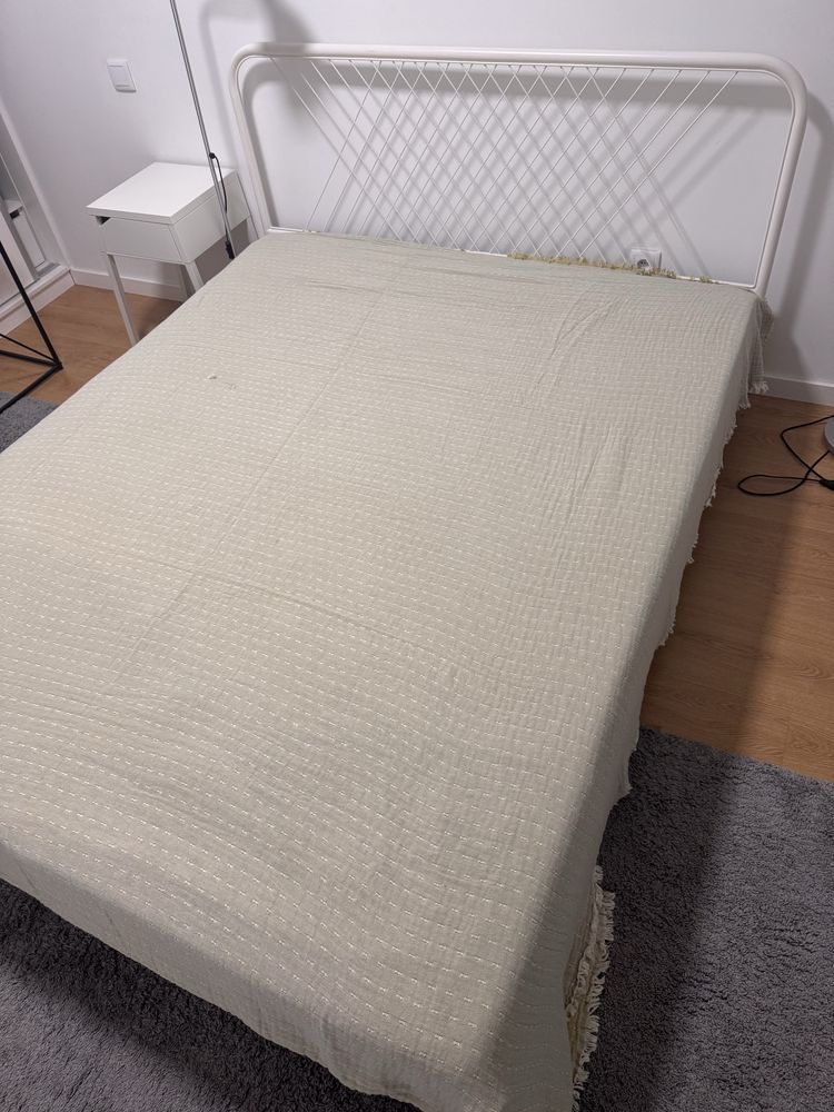 Vendo cama de casal