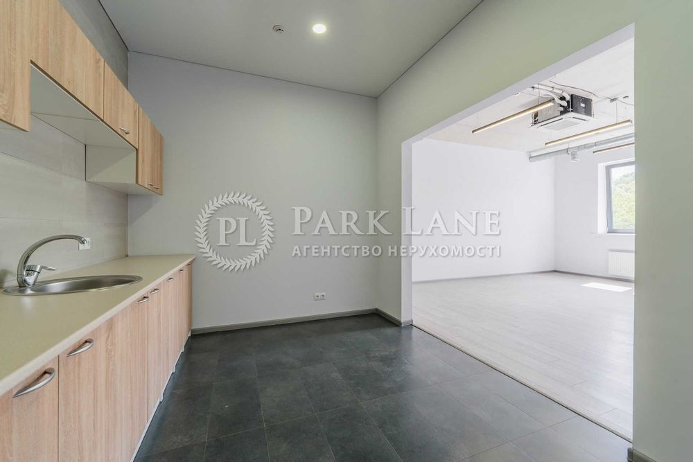 Продаж Окрема будівля 3000м2 Лобановського Червонозоряний Соломенский