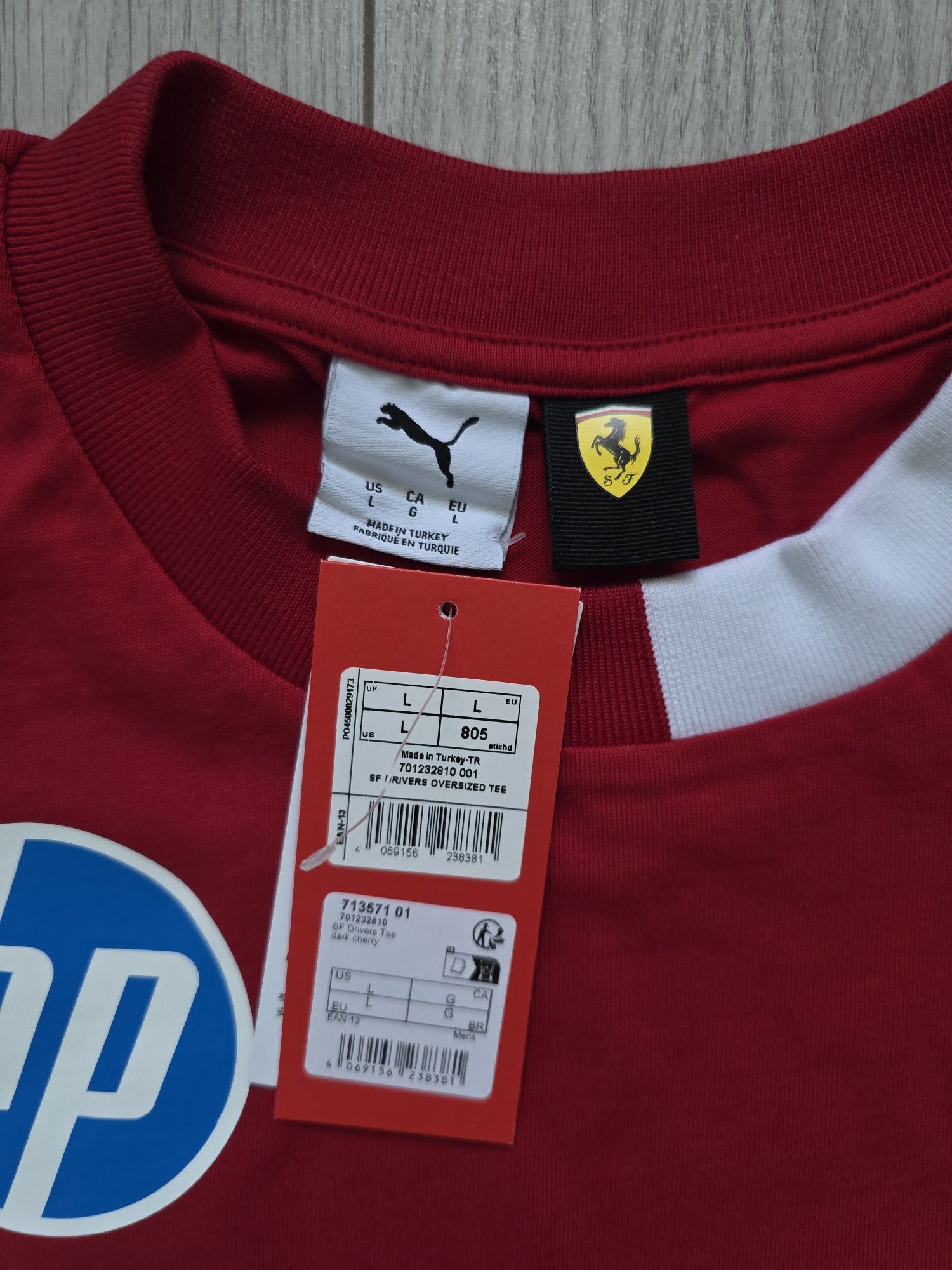 Scuderia Ferrari, oversize 2025, Puma, koszulka F1, Formuła 1, Leclerc