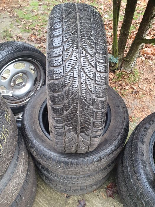 sprzedam opony używane zimowe PAXARO 185/65/R15