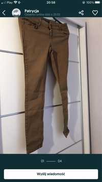 spodnie rurki w kolorze karmelowym