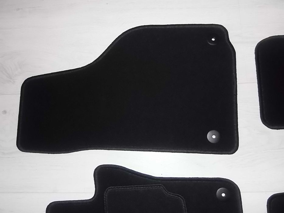 Dywaniki Welurowe VW Volkswagen GOLF 6 VI Idealnie Dopasowane STOPERY