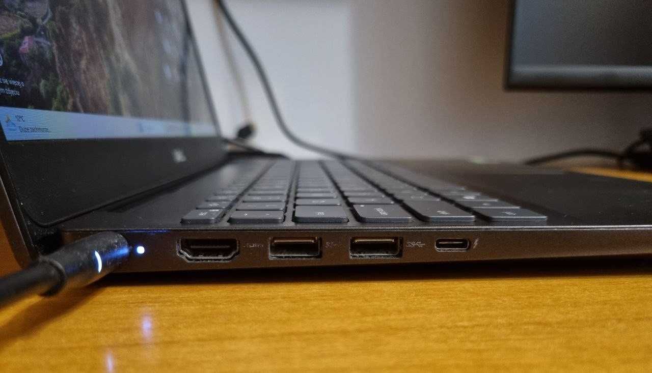 Laptop DELL Inspiron 7590 15,6'', i7-9750H, GTX 1650, 512GB SSD, Win11