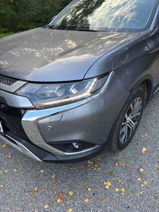 Mitsubishi Outlander 2,0 cvt 4wd