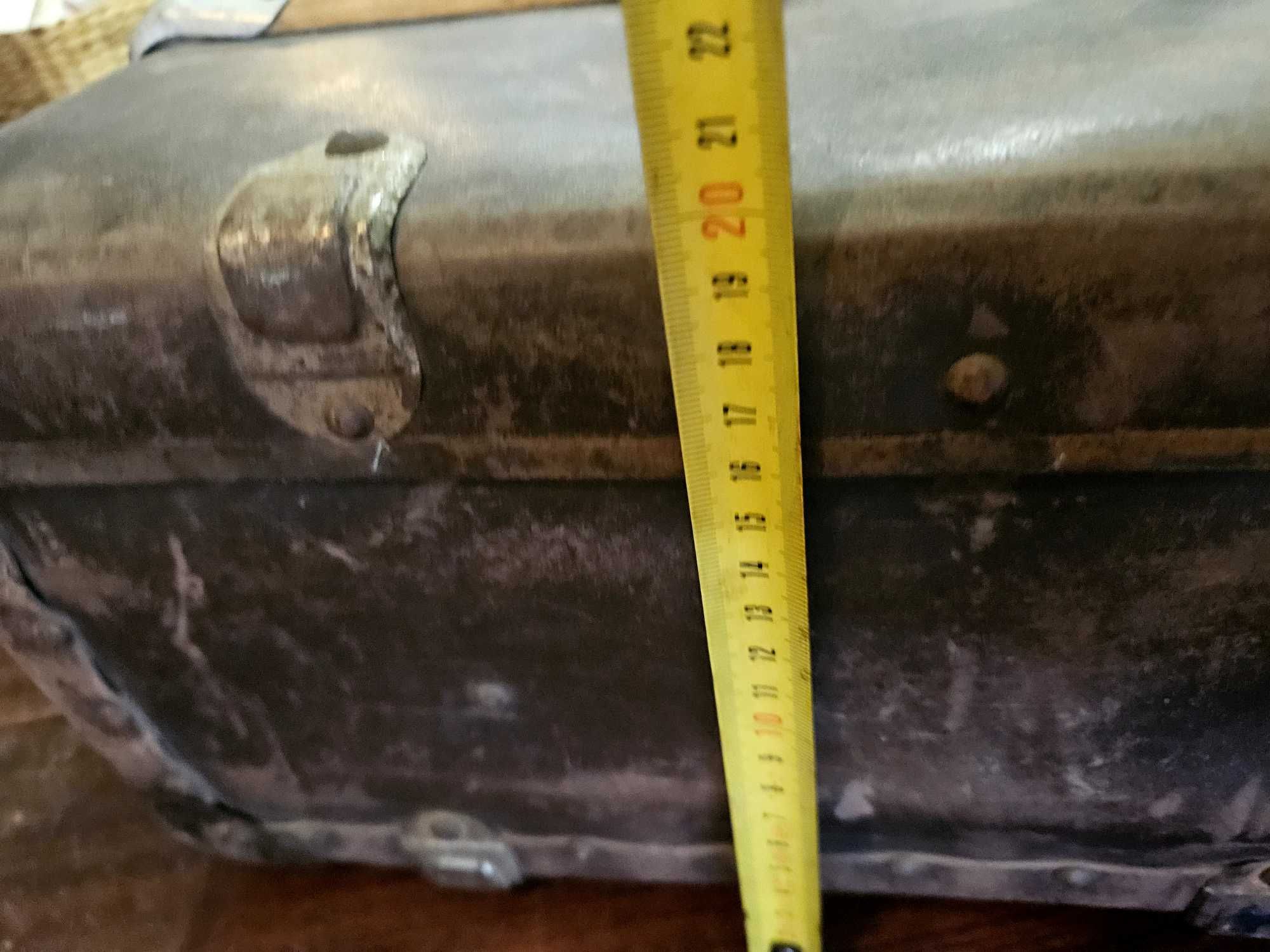 Mala antiga para decoração