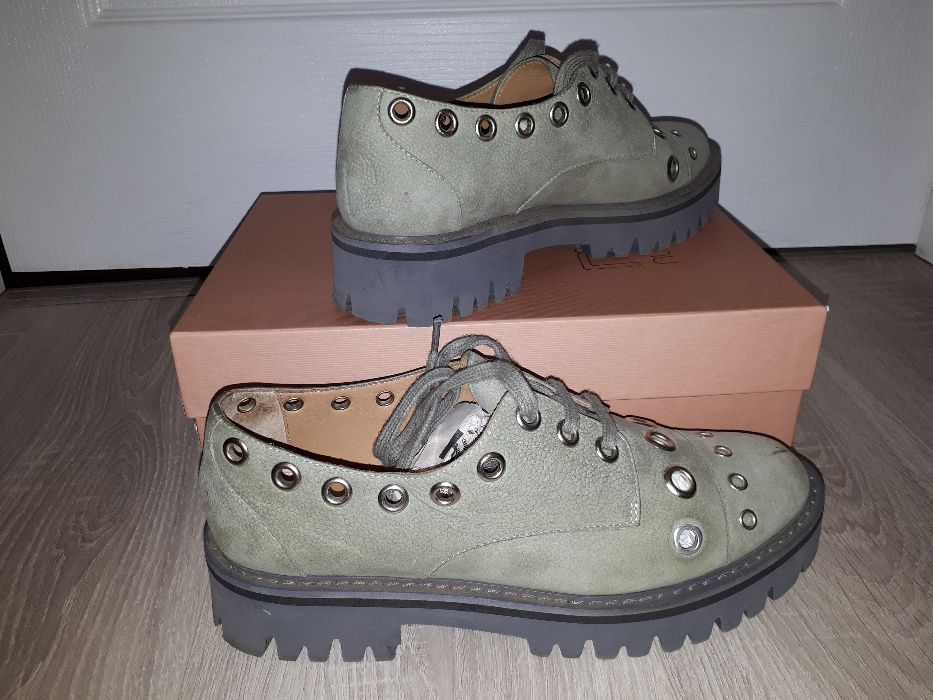 Туфли женские(кожаные)