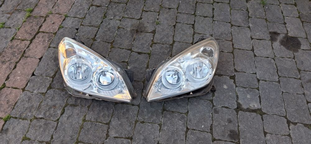 Lampy przód opel Astra h lift