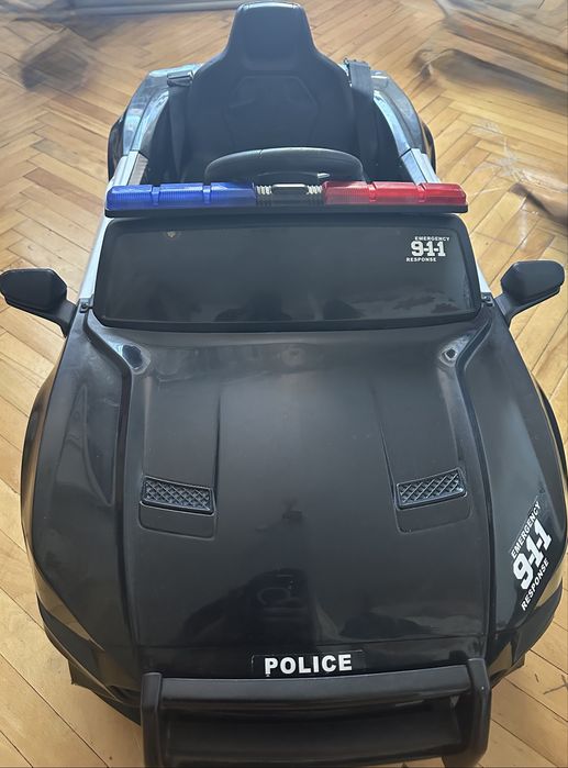 Продам дитячій електромобіль