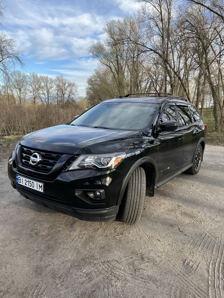 Nissan pathfinder 2019 rock creek