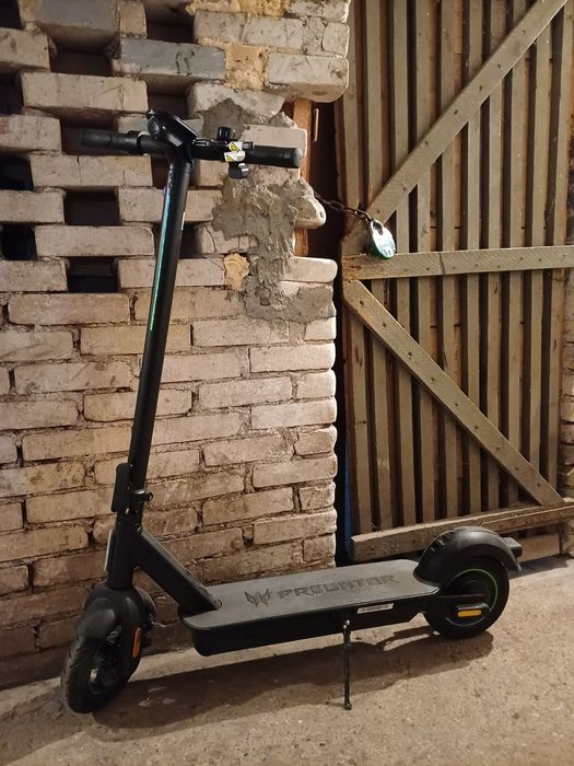 Hulajnoga Acer Predator