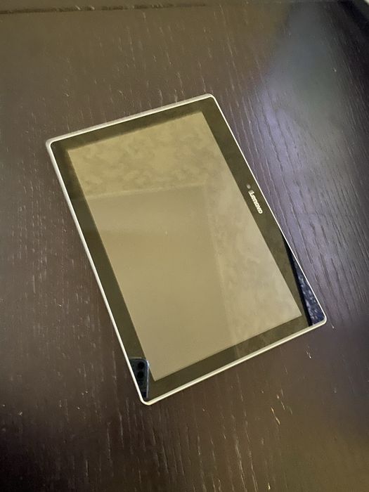 Продам планшет леново ціну предлогайте