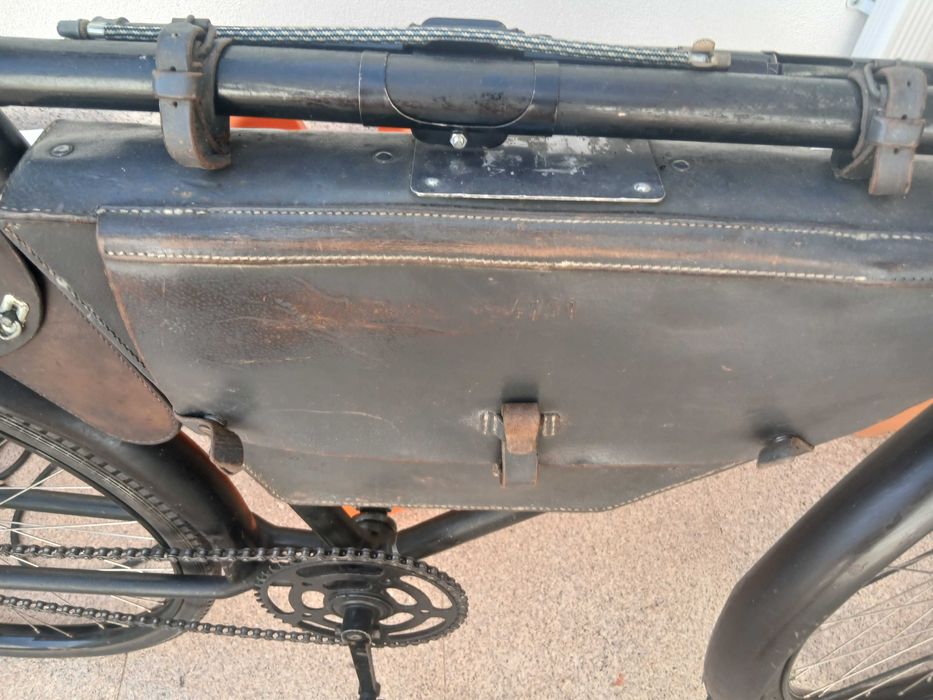 Bicicleta suica militar