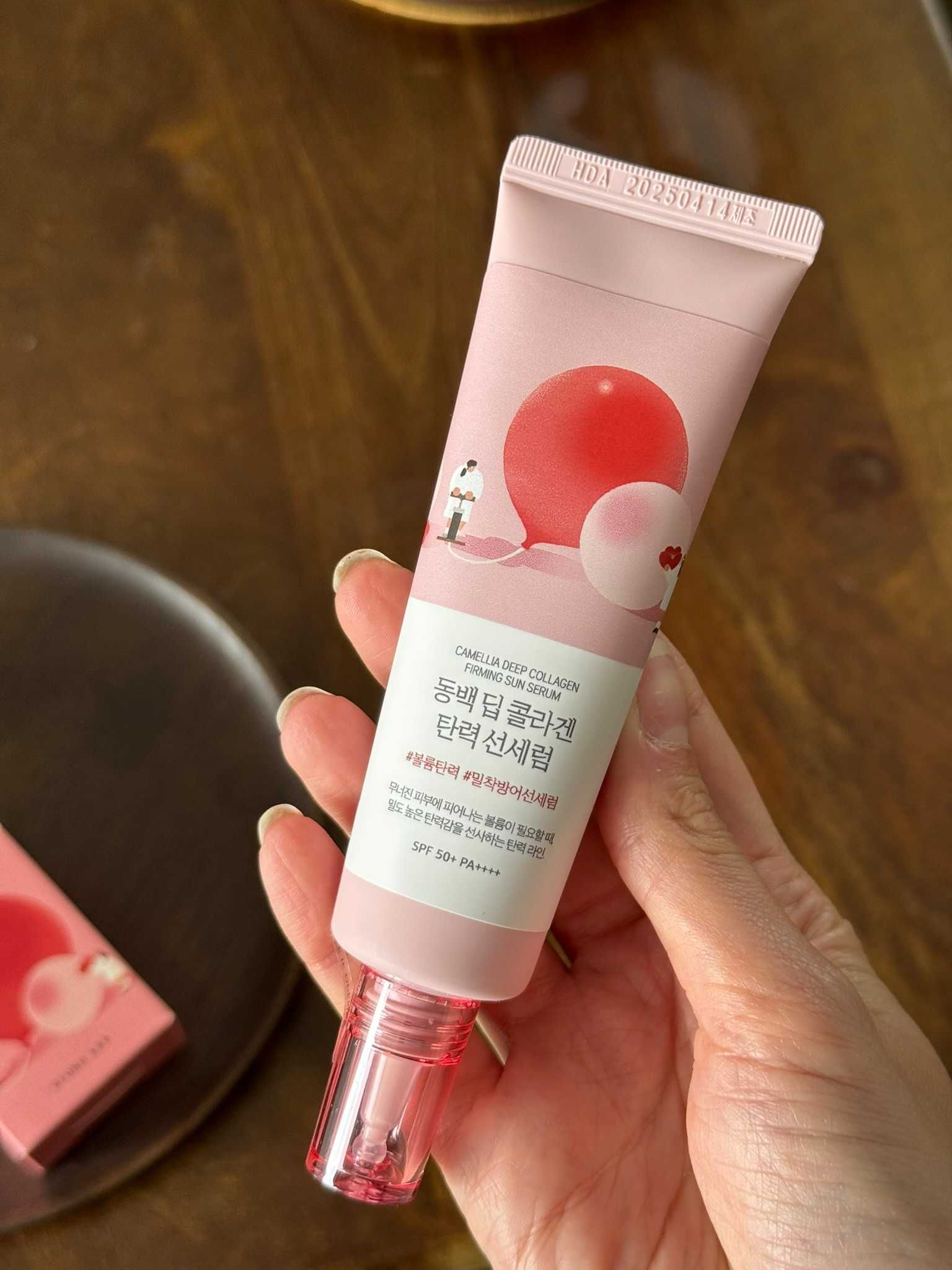 ROUND LAB Camellia Deep Collagen Firming Sun Serum SPF50+ 50ml