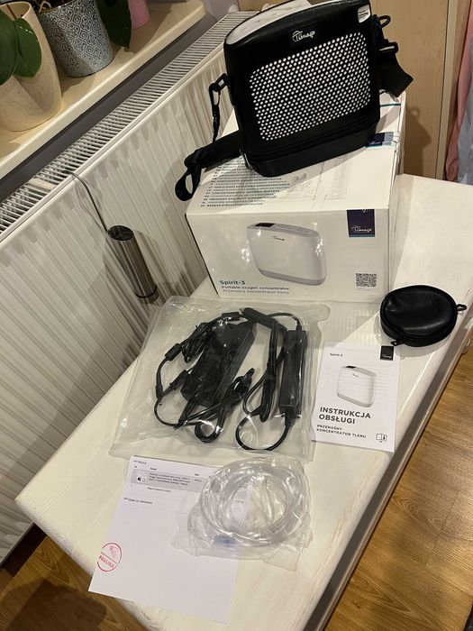 Przenośny koncentrator tlenu SPIRIT-3.  Nowy nieużywany.