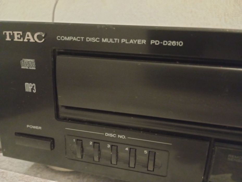 Odtwarzacz MP3 CD teac pd-d2610