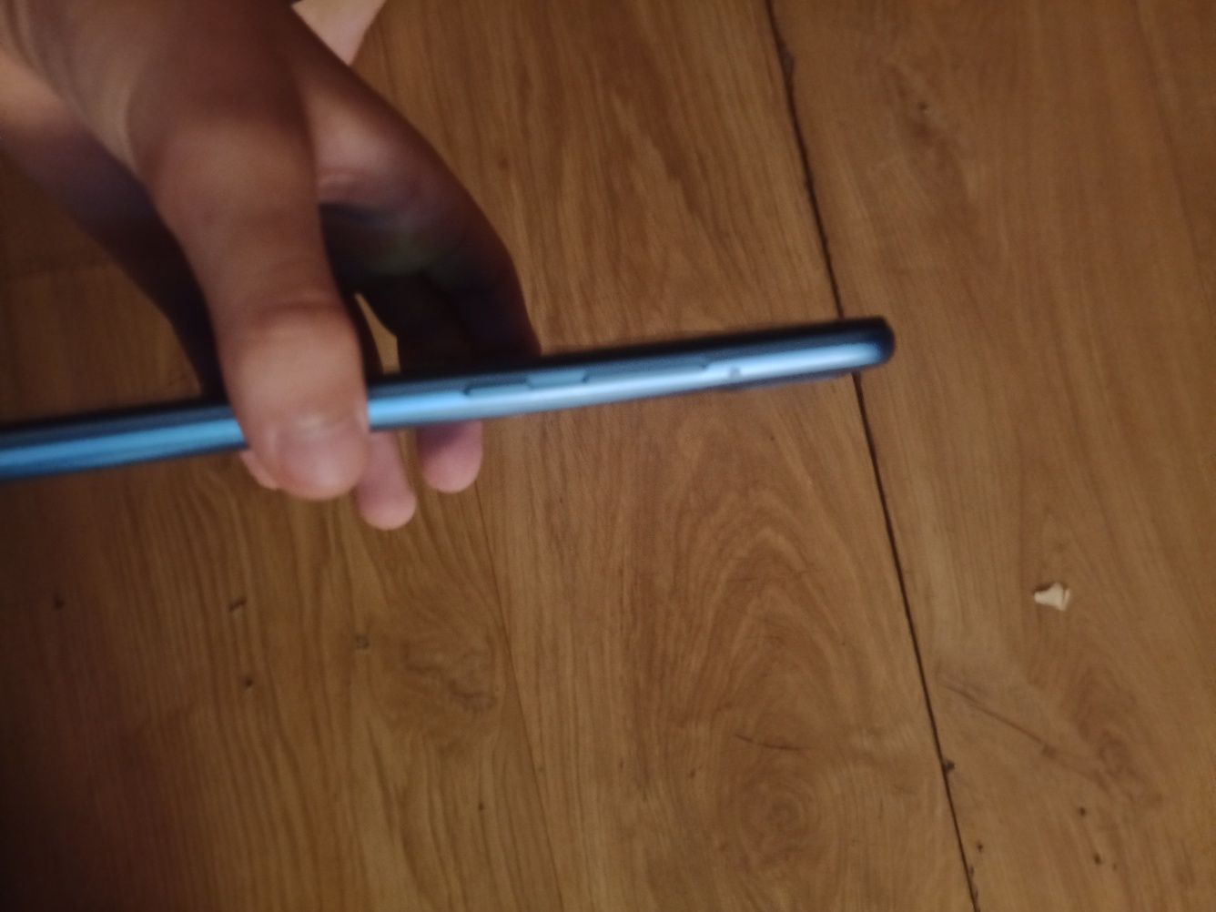 Продам телефон  realme