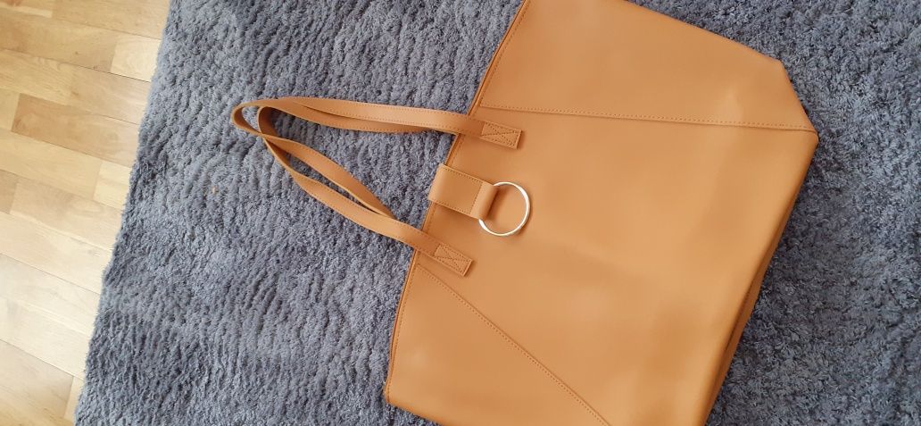 nowa shopper bag słony karmel Avon Saffi możliwość wysyłki paczkomatem