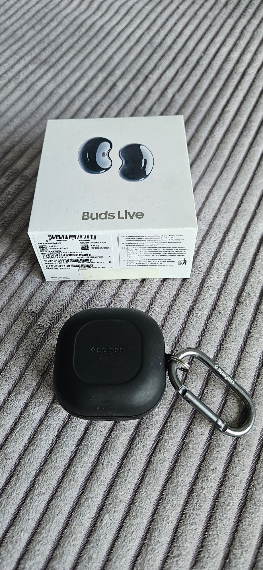 Słuchawki Samsung Galaxy Buds Live + etui ochronne