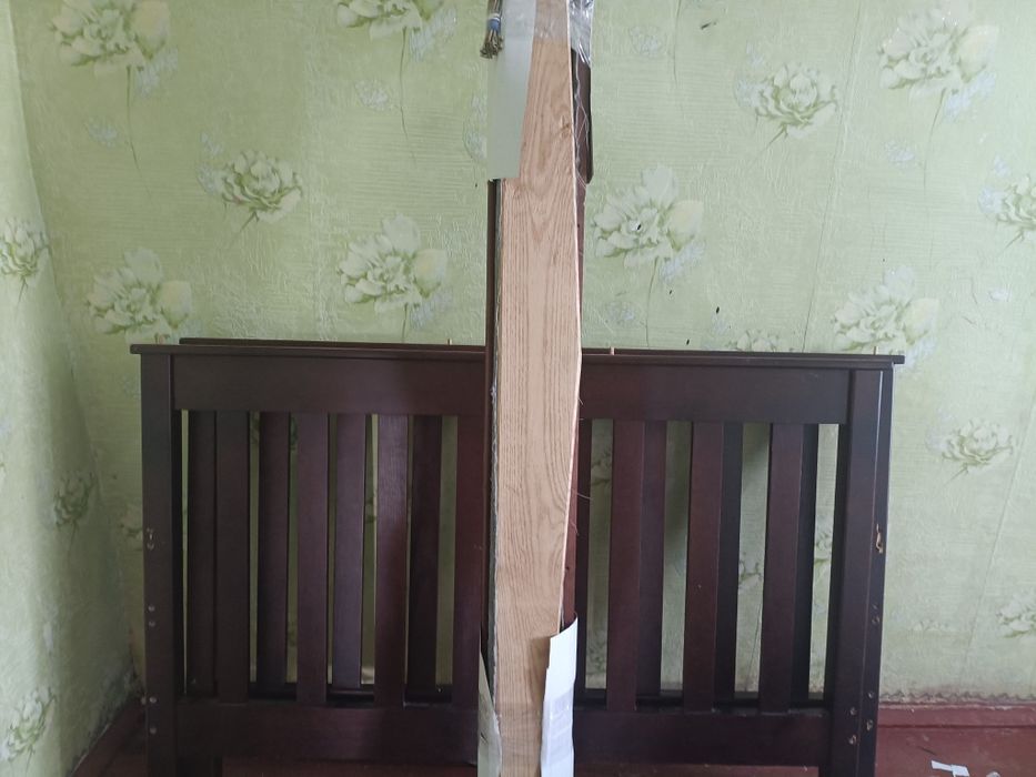 Кровать з матрасом двохярусна 1.6*2.15:і 0.9*2.15 можна роздільно 2