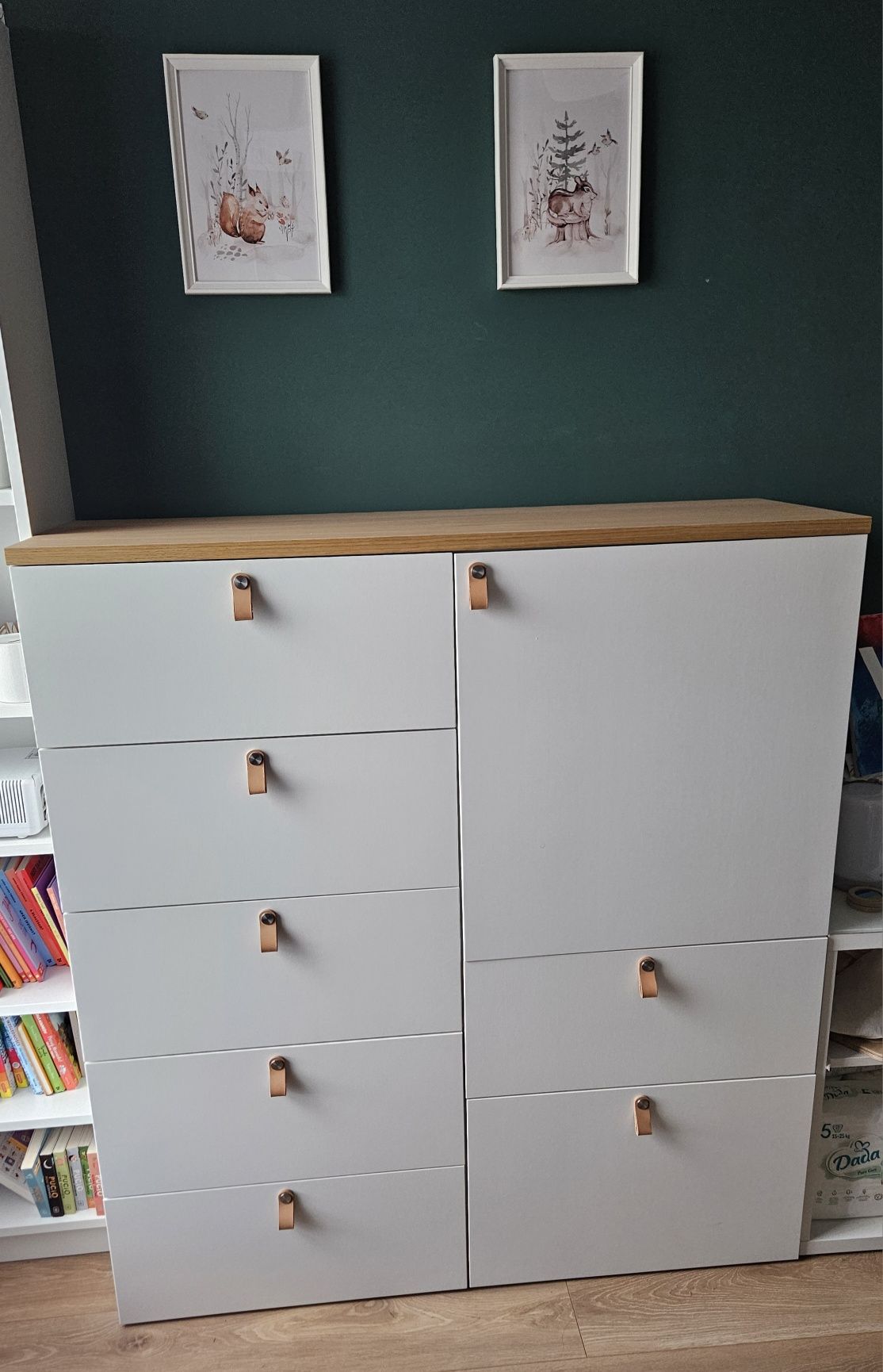 Komoda Besta Ikea biała - szuflady i szafka, 120x130x42 cm