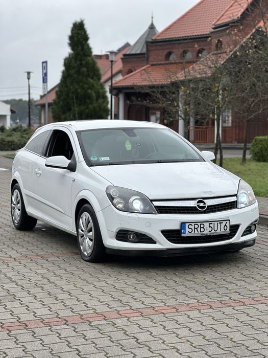 Opel Astra H GTC 2010 1,4 + LPG / Czarny srodek / Klimatronik