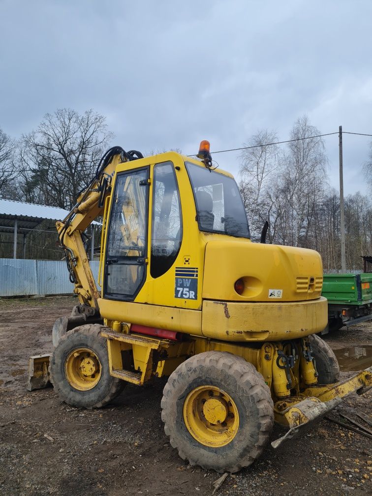 Komatsu pw75 R  2005