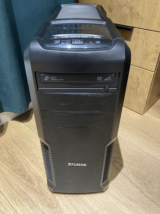 Komputer stacjonarny i5-3350P 16GB DDR3 GTX770 2GB SSD 750EVO