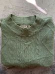 Turkusowy długi oversize sweter