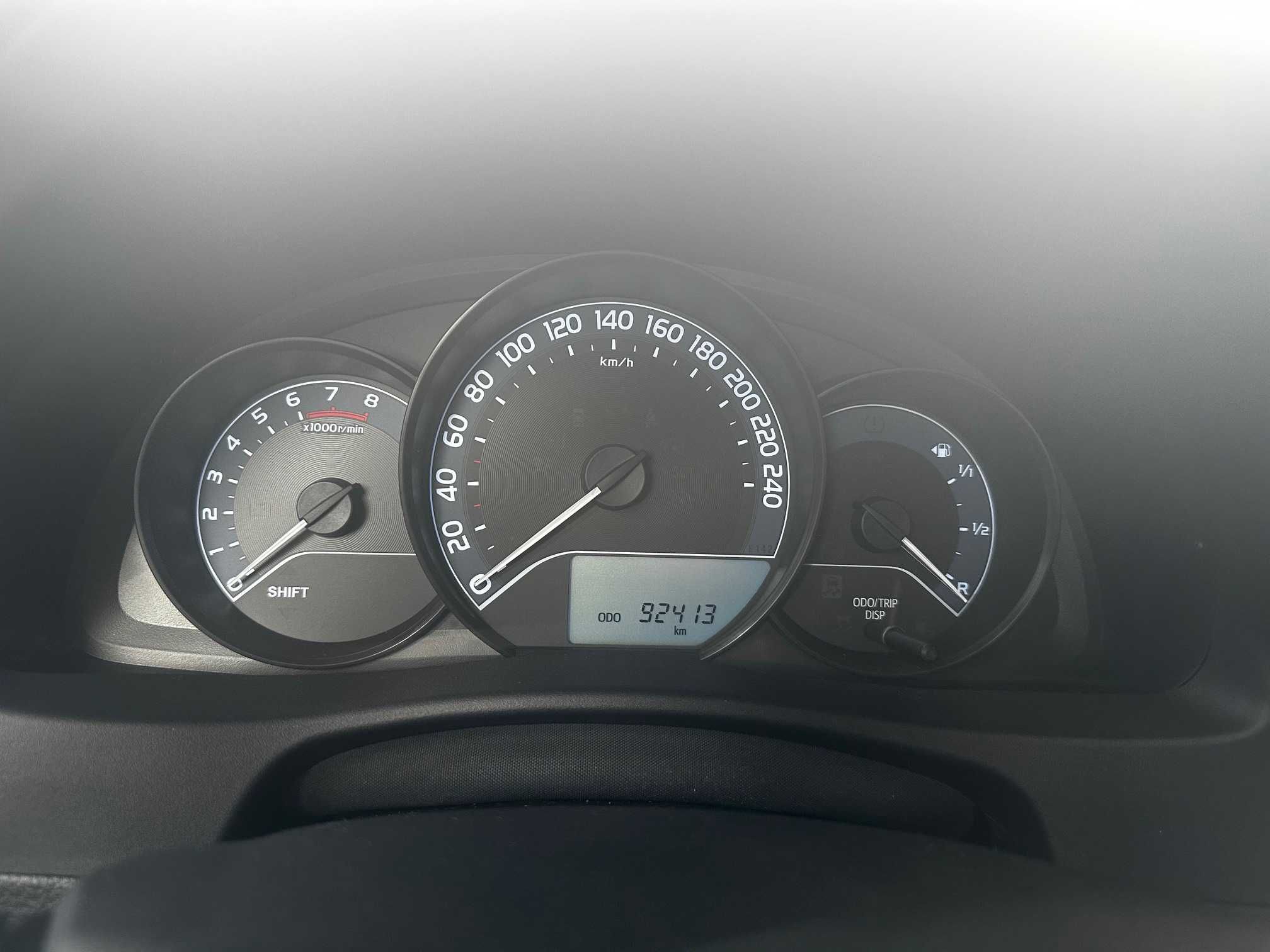 Toyota Auris 2016r 1.33 VVT-i SALON POLSKA mały przebieg