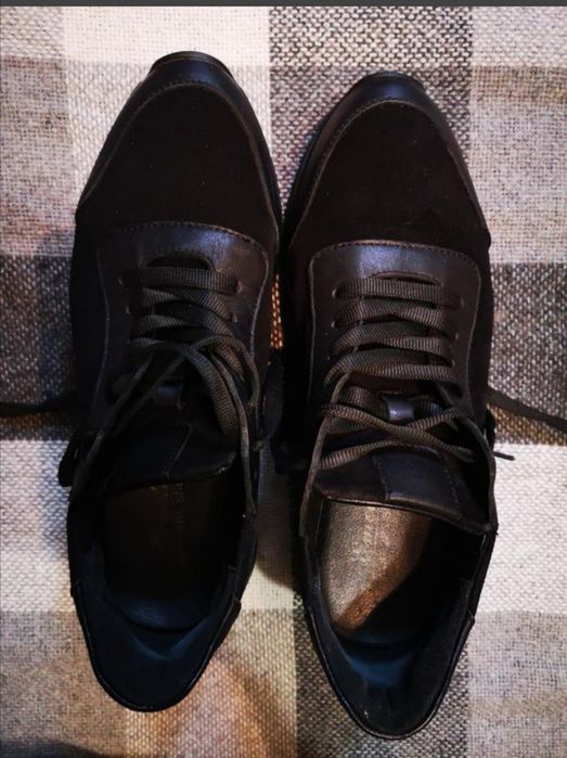 Жіночі кросівки Emeli