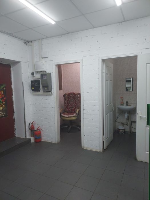 Продам нежитлове приміщення магазин