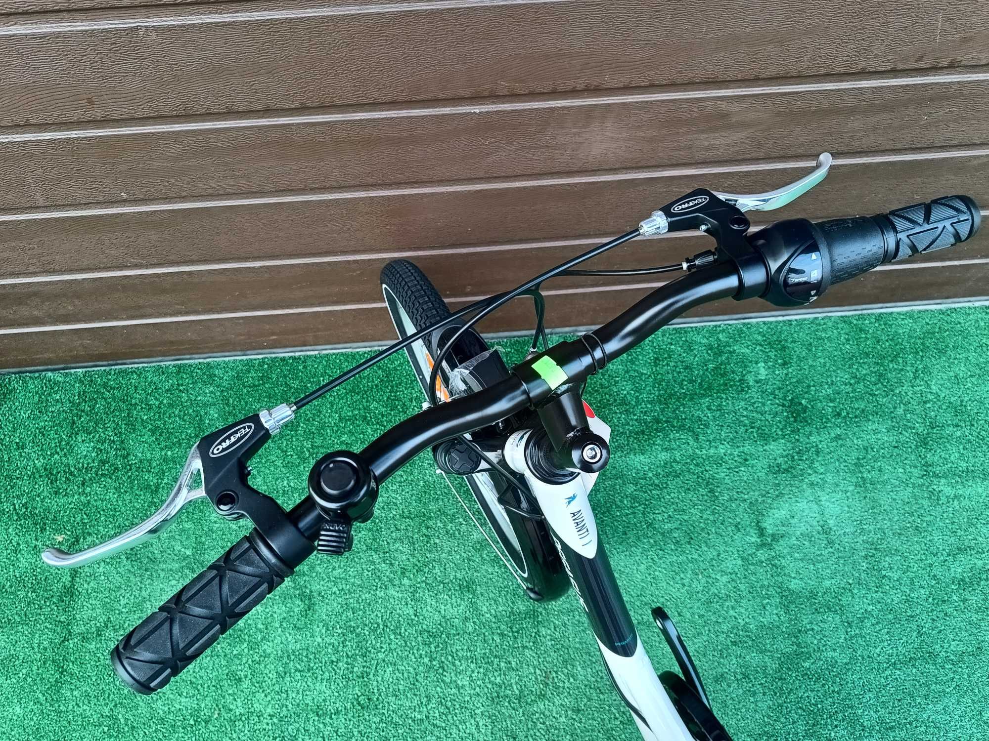 Rower 20" Pegasus Avanti 7 Nexus Alu Amor Dynamo LED Nowy