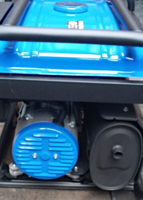 Генератор- итальянский.