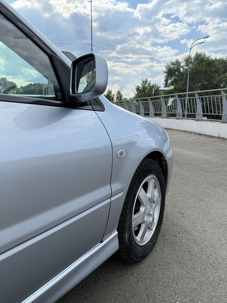 Mitsubishi Lancer 9