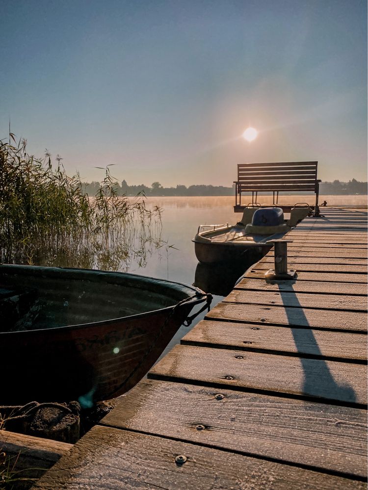 Domek na Mazurach z linią brzegową  z pomostem Bogaczewo k Giżycka